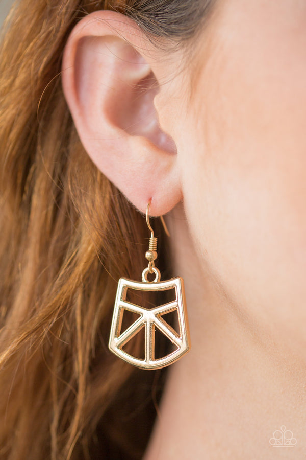 Strike While Haute- Gold Necklace