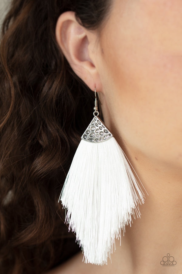 Tassel Tempo - White Earring