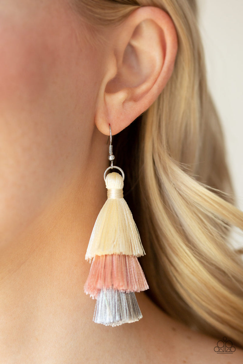 Hold On To Your Tassel! - Pink Earring