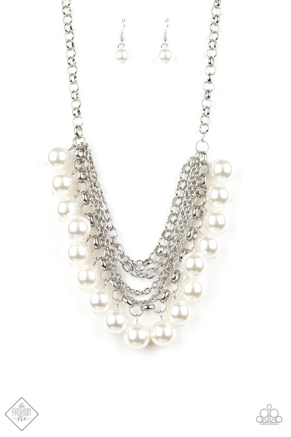 One-Way WALL STREET- Pearl Necklace