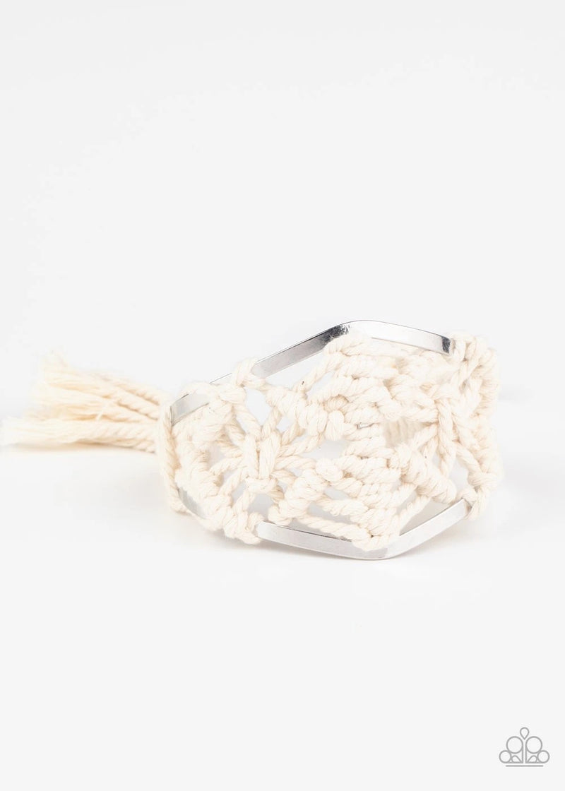 Macrame Mode - White